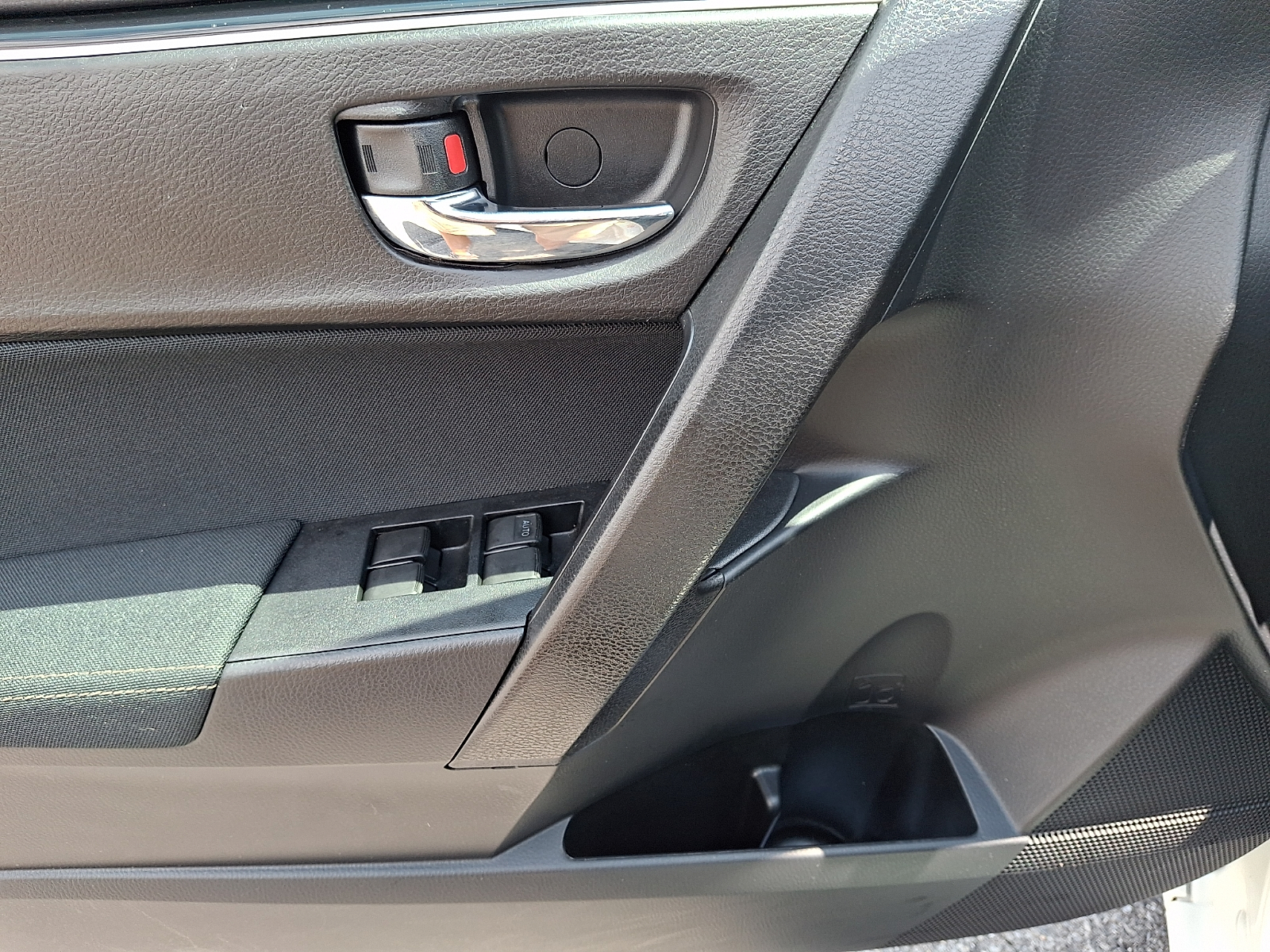 Used 2018 Toyota Corolla Sedan