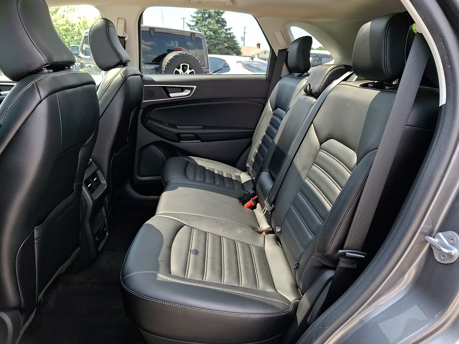 Used 2022 Ford Edge SUV