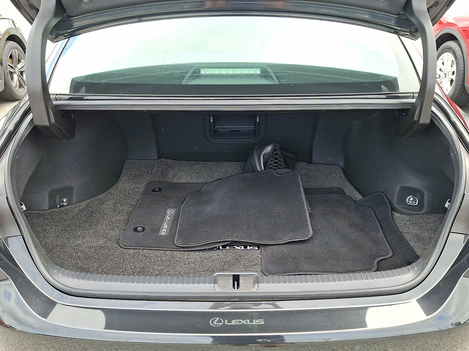 Used 2021 Lexus ES 350 Sedan