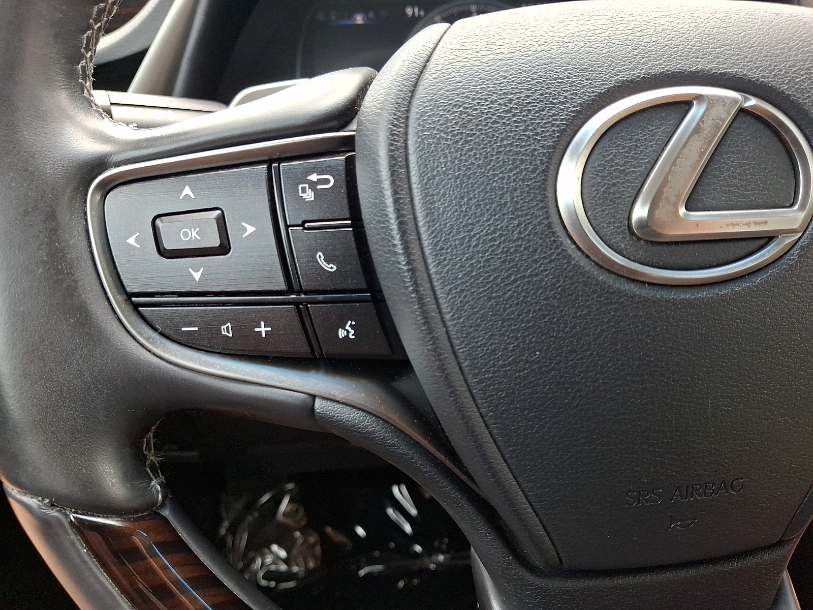 Used 2021 Lexus ES 350 Sedan