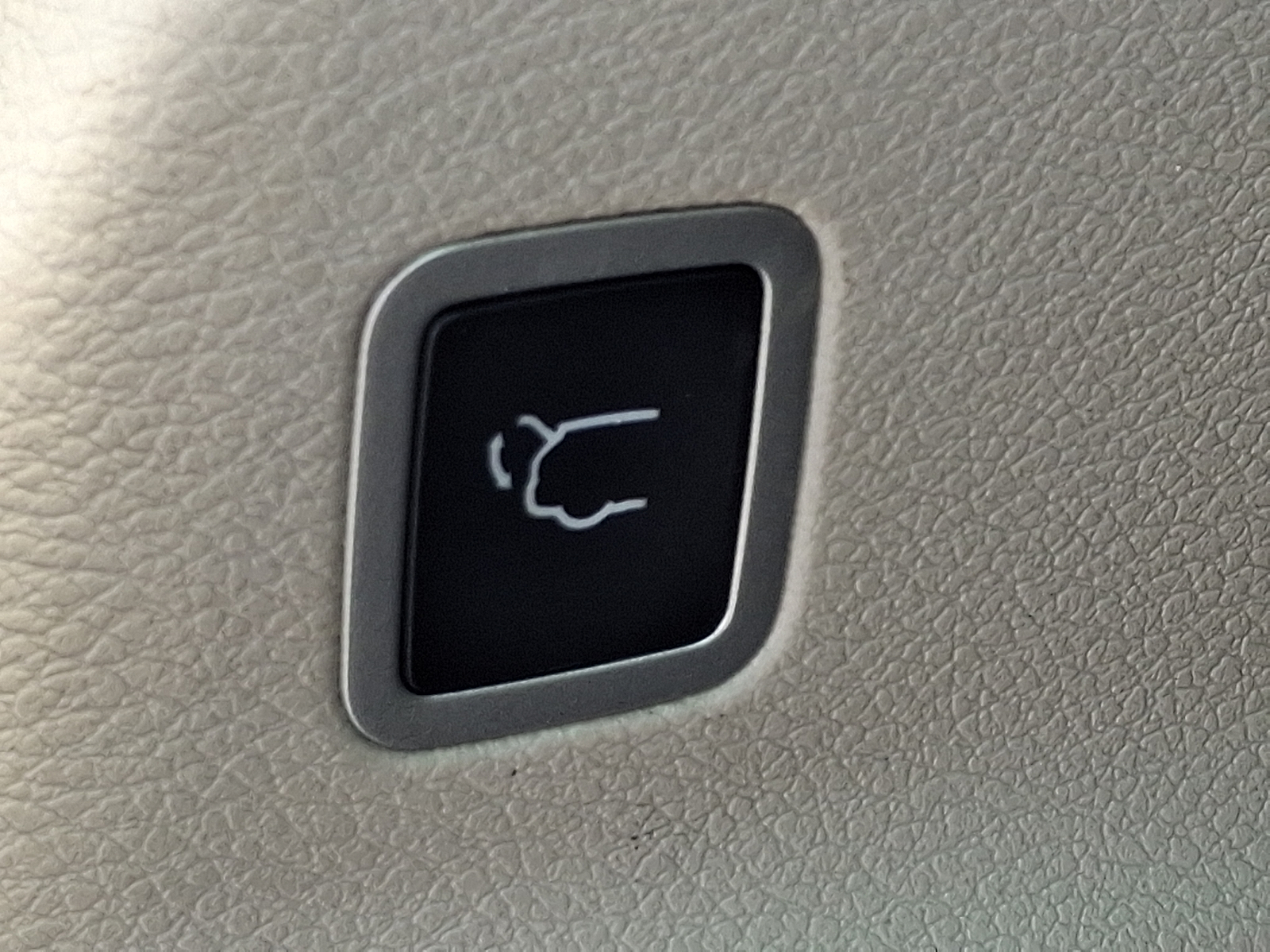 Used 2024 Chrysler Pacifica Van