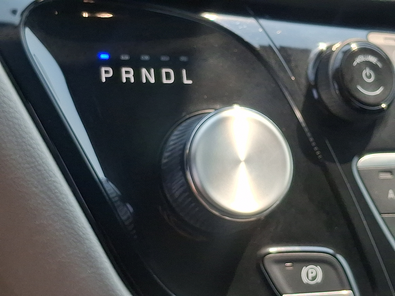 Used 2024 Chrysler Pacifica Van