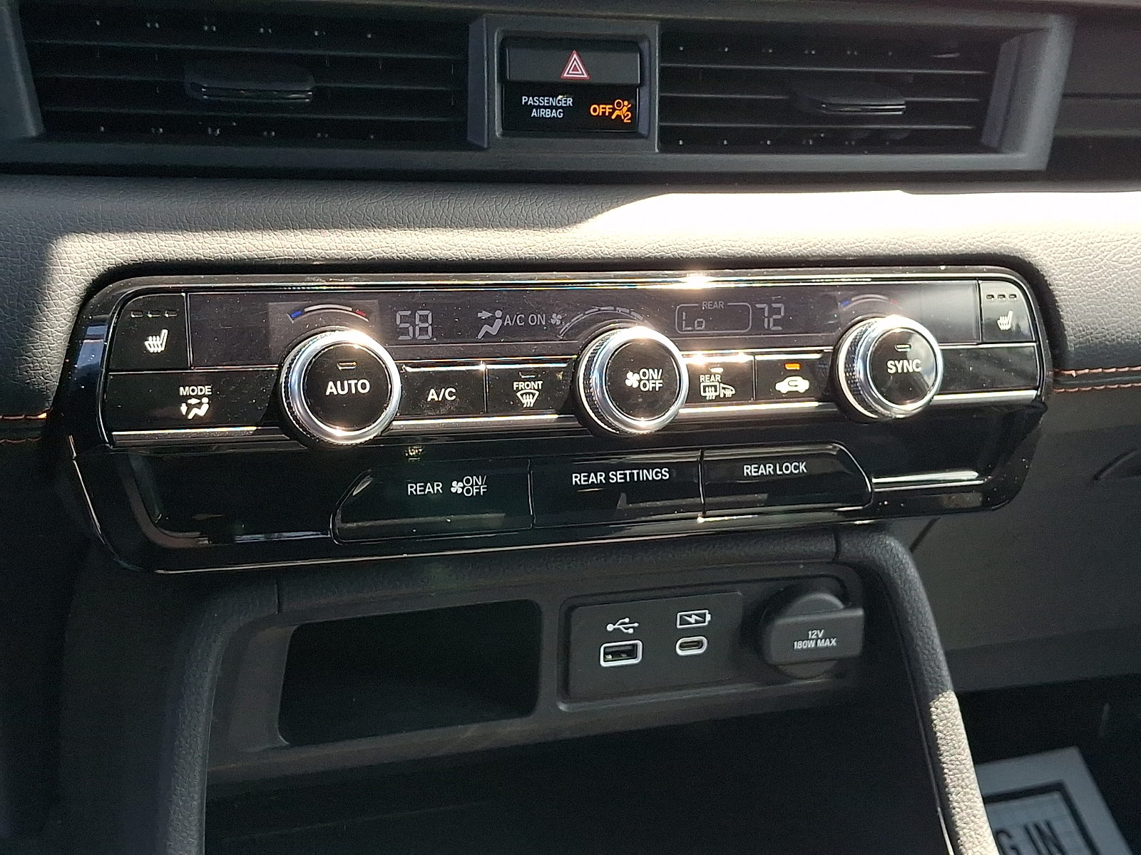 Used 2023 Honda Pilot SUV - photo 16 of 32