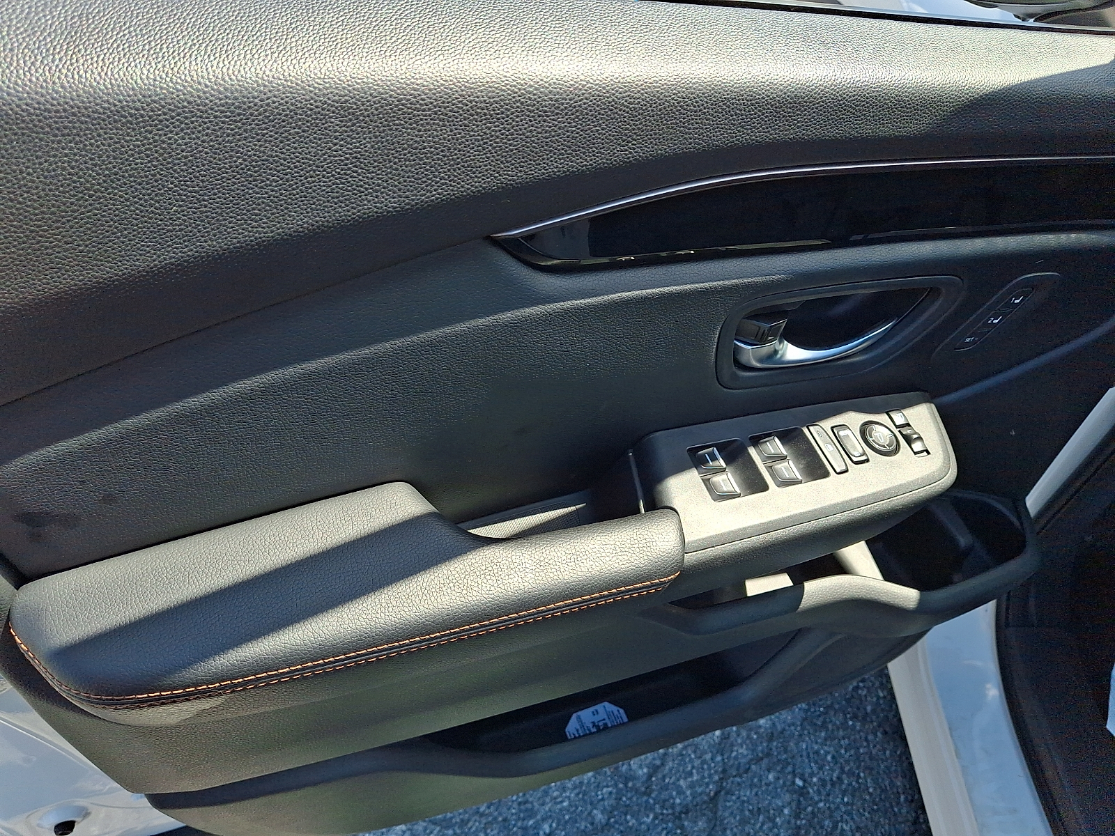 Used 2023 Honda Pilot SUV - photo 13 of 32