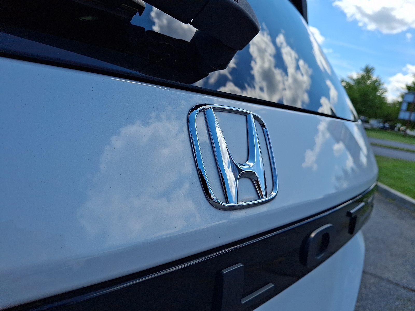 Used 2023 Honda Pilot SUV - photo 31 of 32