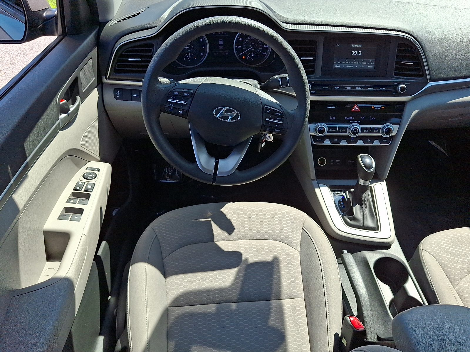 Used 2020 Hyundai Elantra Sedan