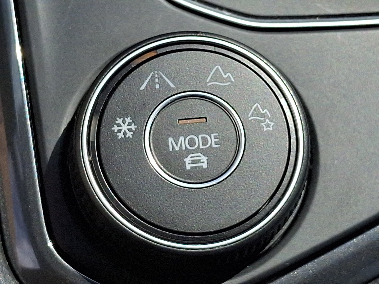 Used 2021 Volkswagen Tiguan SUV - photo 24 of 31