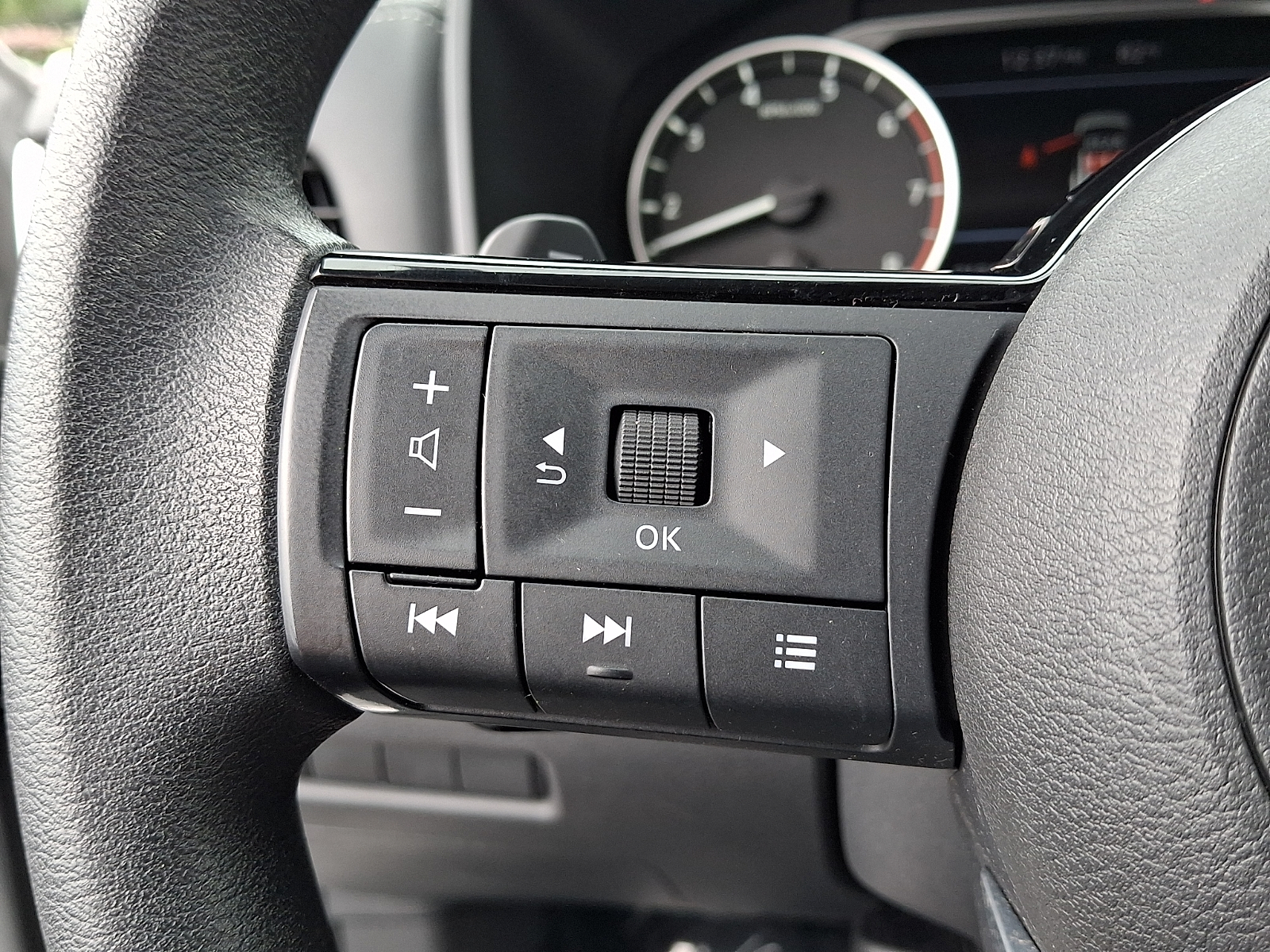 Used 2023 Nissan Rogue SUV