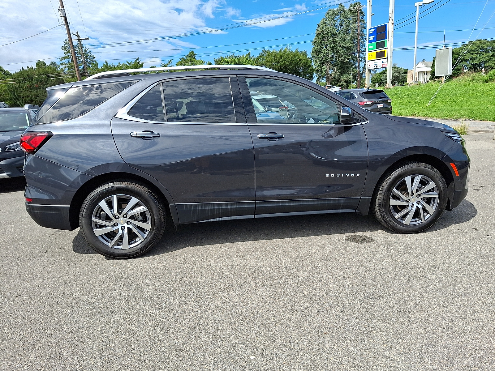 Used 2022 Chevrolet Equinox SUV