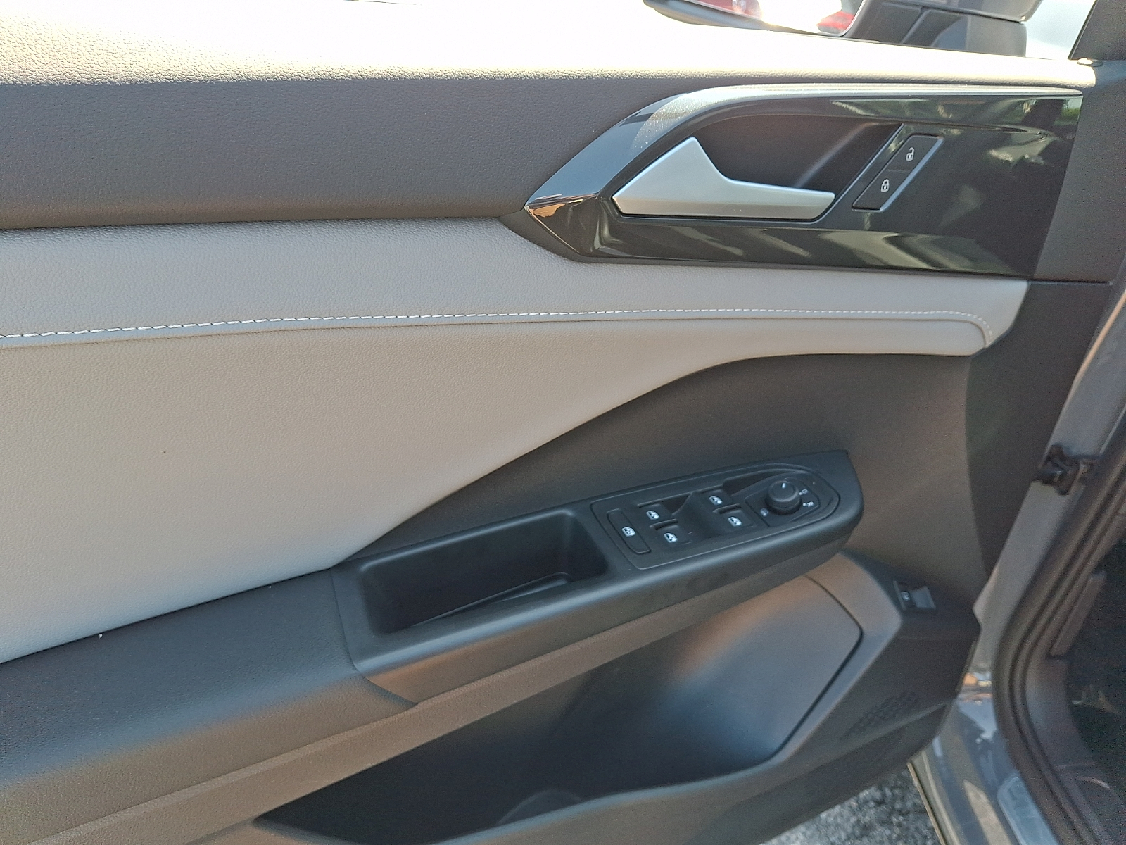Used 2022 Volkswagen Taos SUV