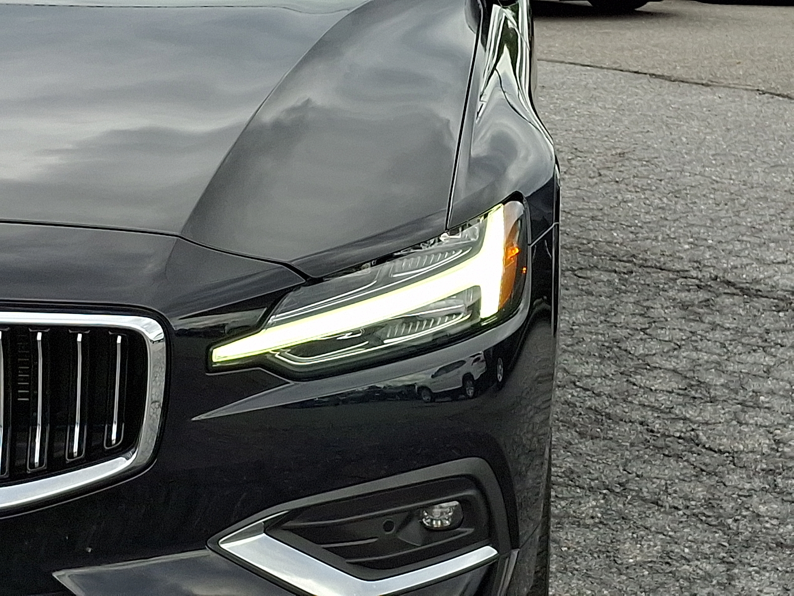 Used 2021 Volvo S60 Sedan