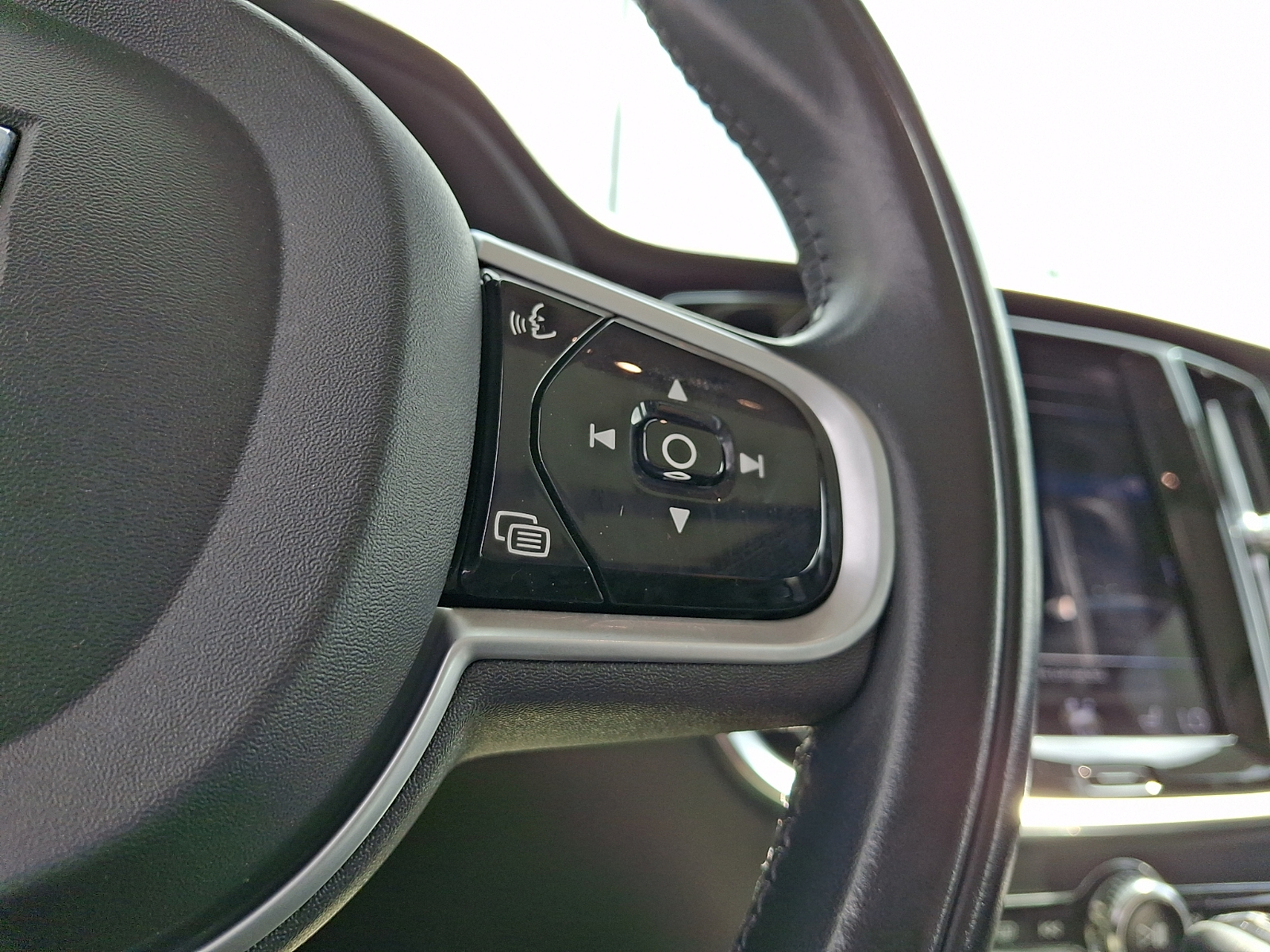 Used 2021 Volvo S60 Sedan