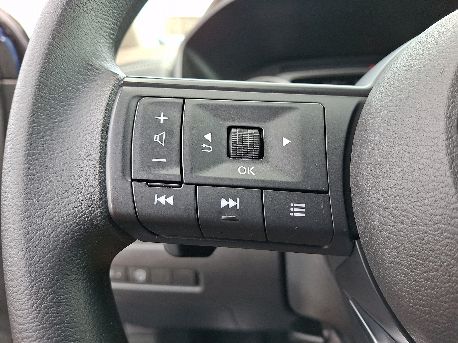 Used 2023 Nissan Rogue SUV