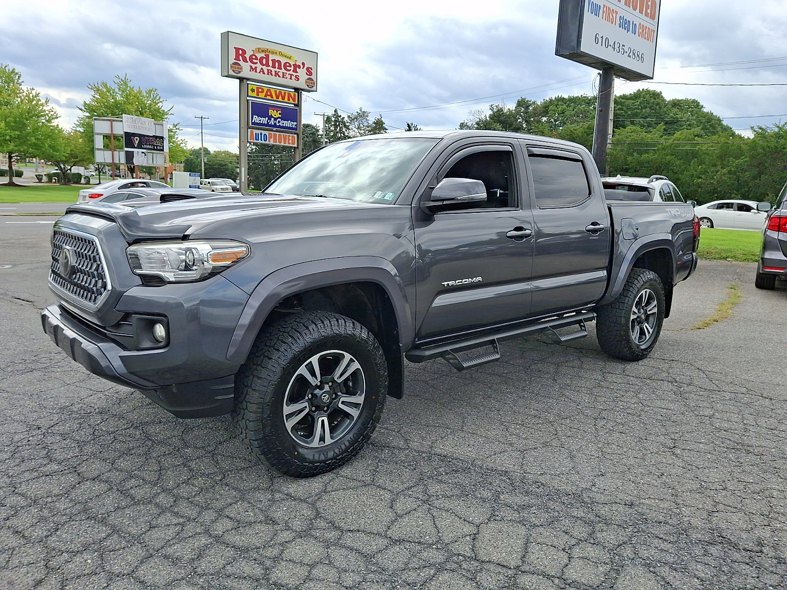 Used 2018 Toyota Tacoma Truck