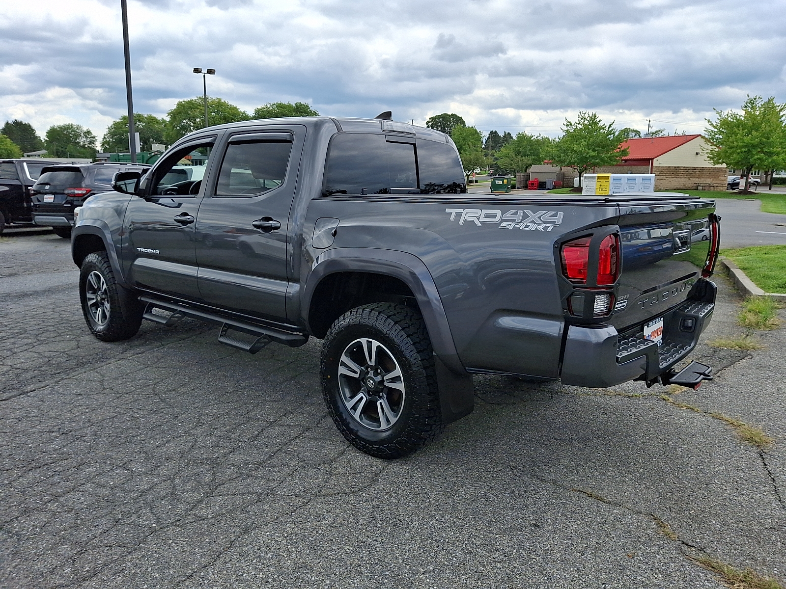 Used 2018 Toyota Tacoma Truck