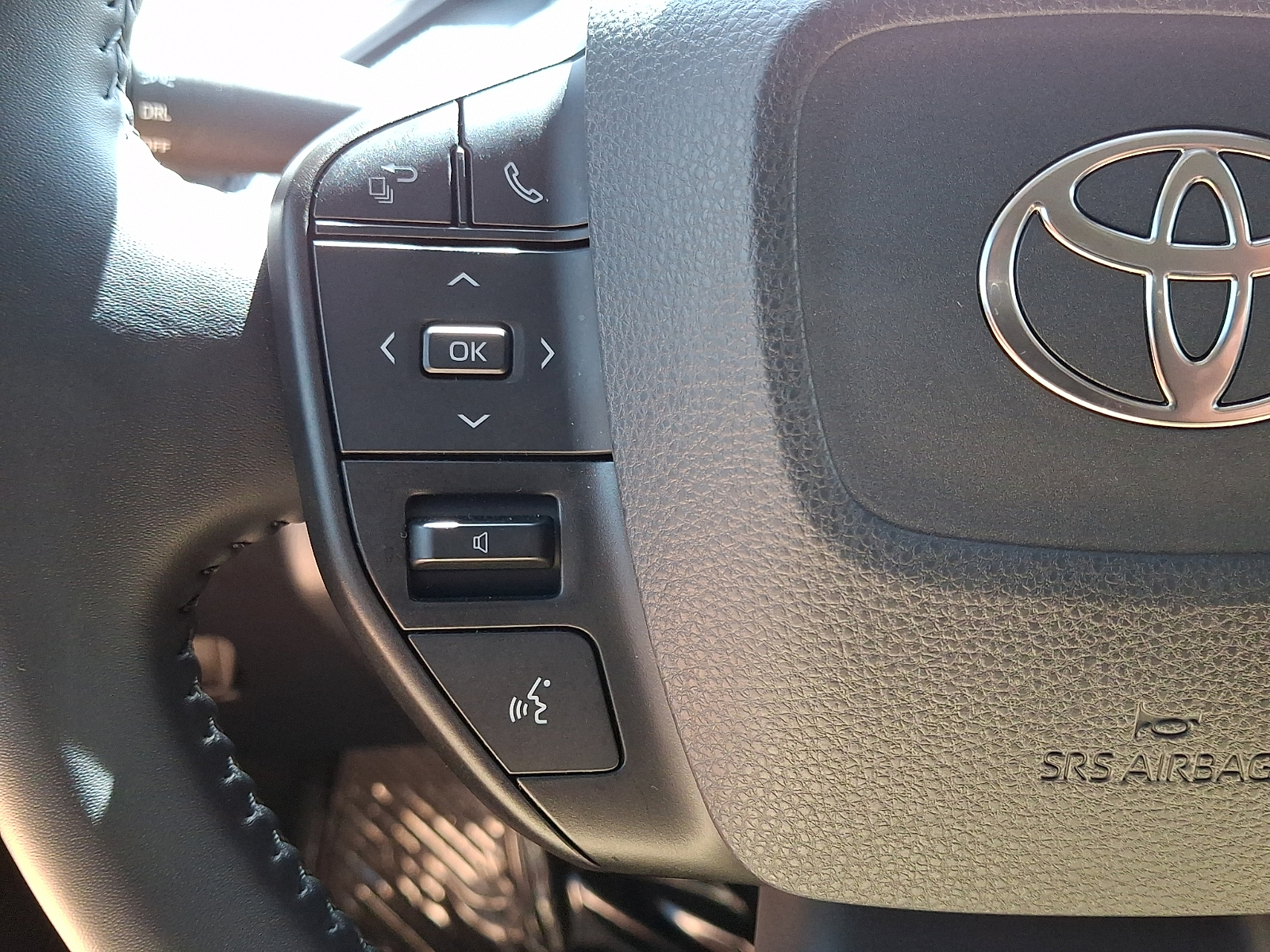 Used 2024 Toyota Prius Hatchback