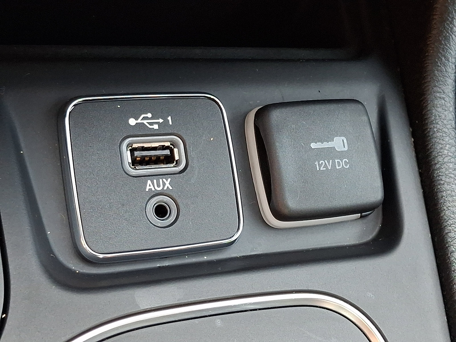 Used 2019 Jeep Cherokee SUV