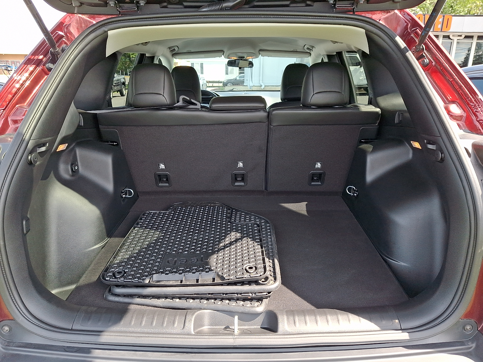 Used 2019 Jeep Cherokee SUV