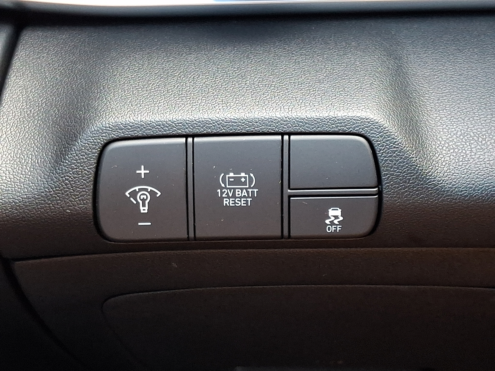Used 2026 Hyundai Elantra Hybrid Sedan