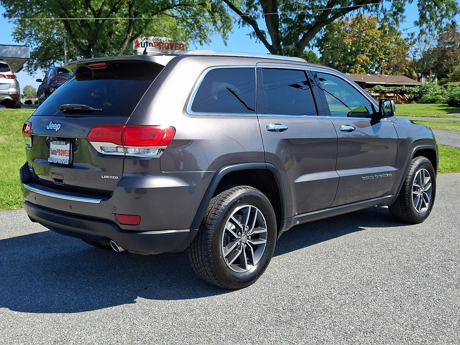 Used 2018 Jeep Grand Cherokee SUV