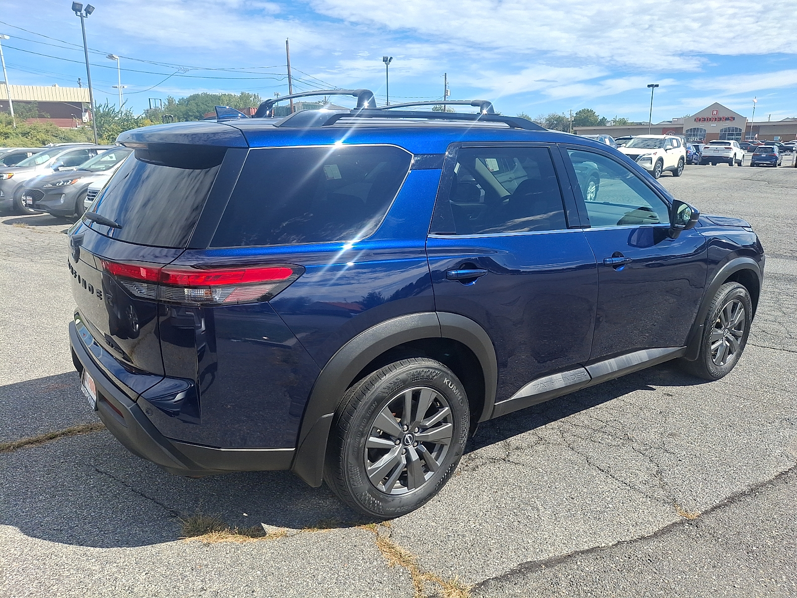 Used 2024 Nissan Pathfinder SUV