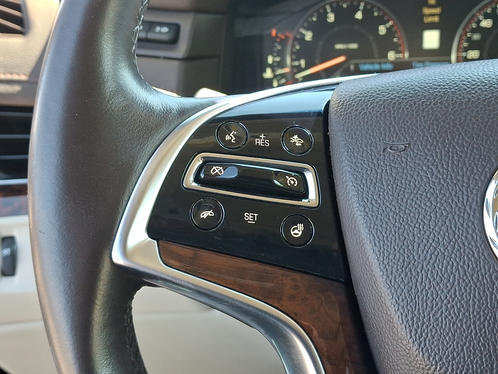 Used 2015 Cadillac Escalade SUV