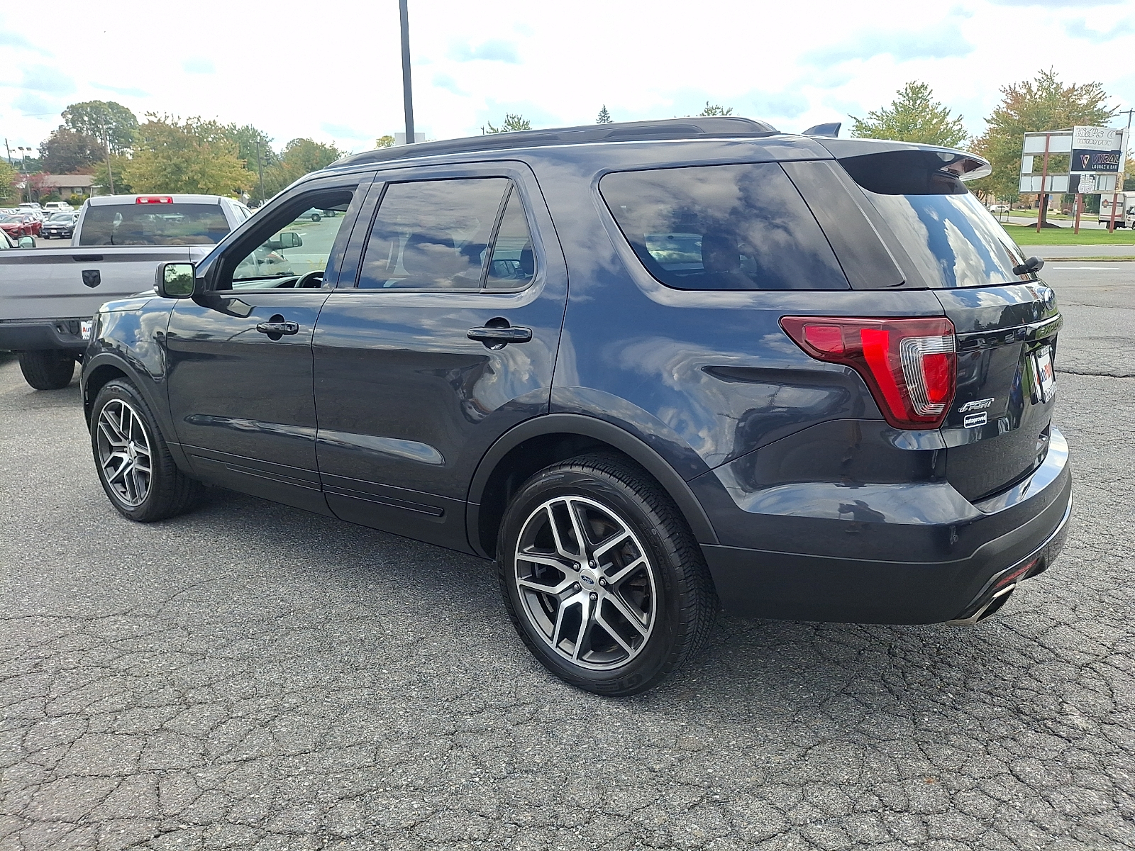 Used 2017 Ford Explorer SUV