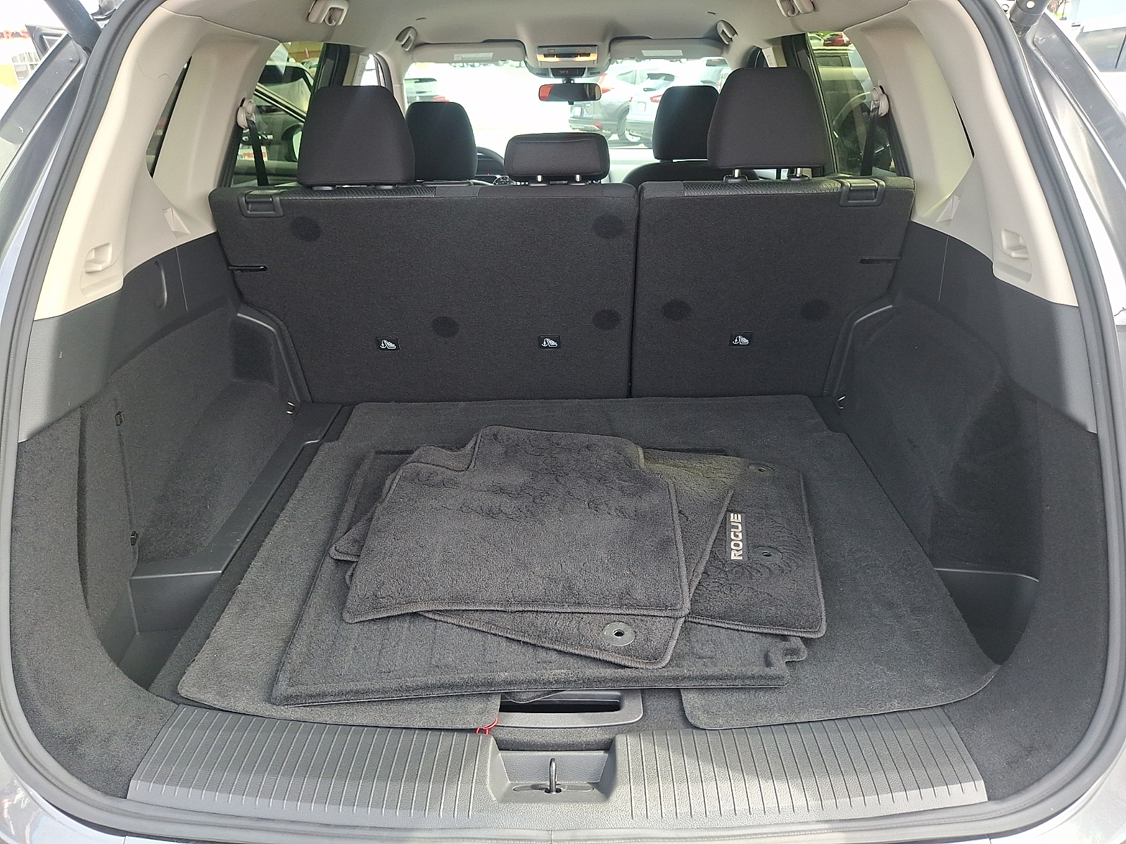 Used 2024 Nissan Rogue SUV