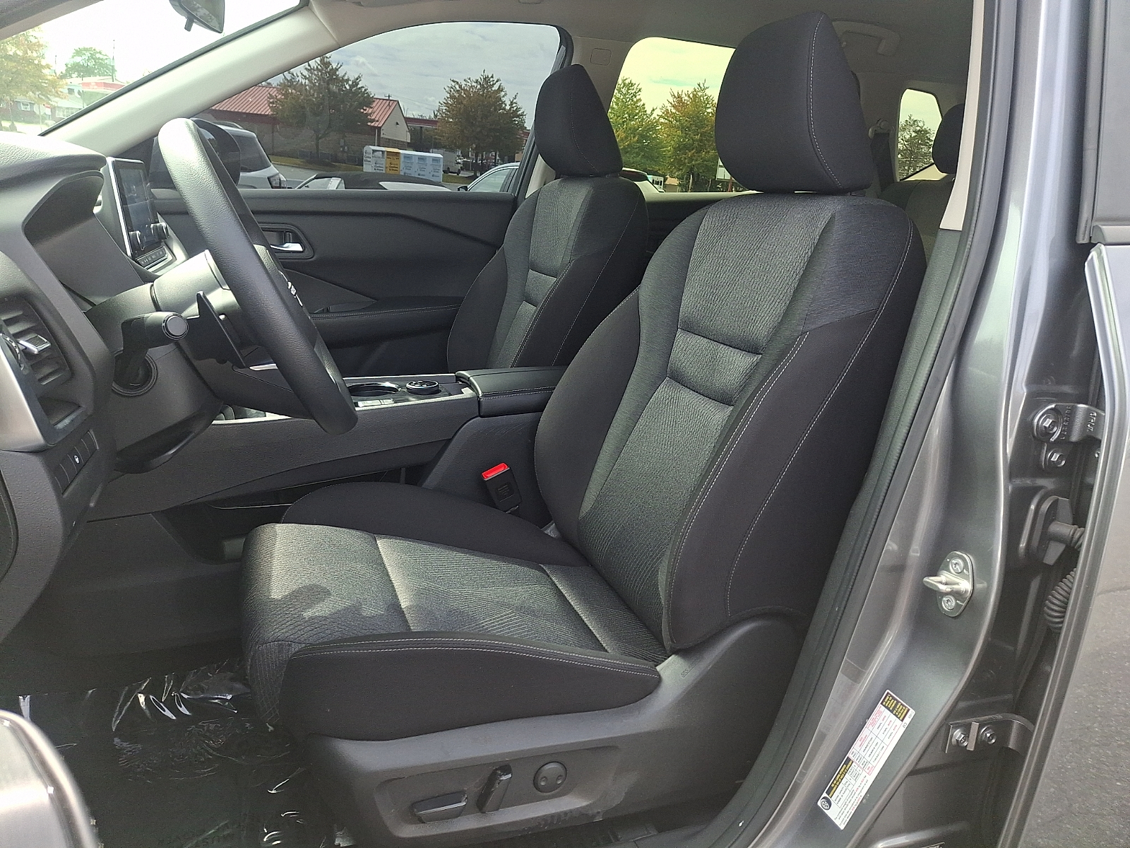Used 2024 Nissan Rogue SUV
