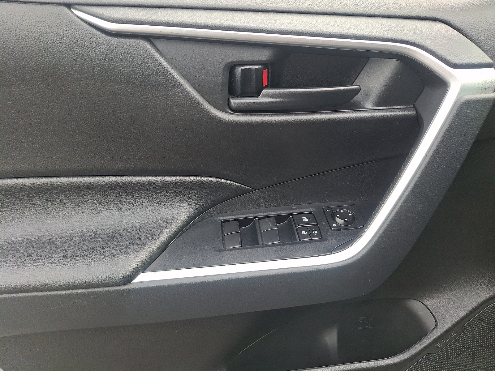 Used 2021 Toyota RAV4 SUV