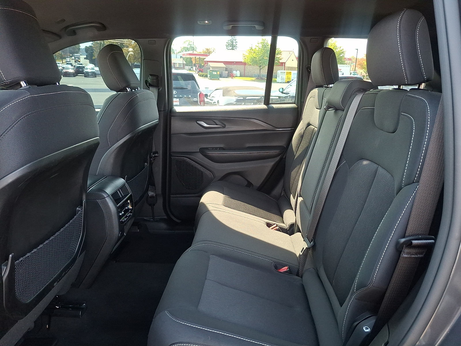 Used 2024 Jeep Grand Cherokee SUV