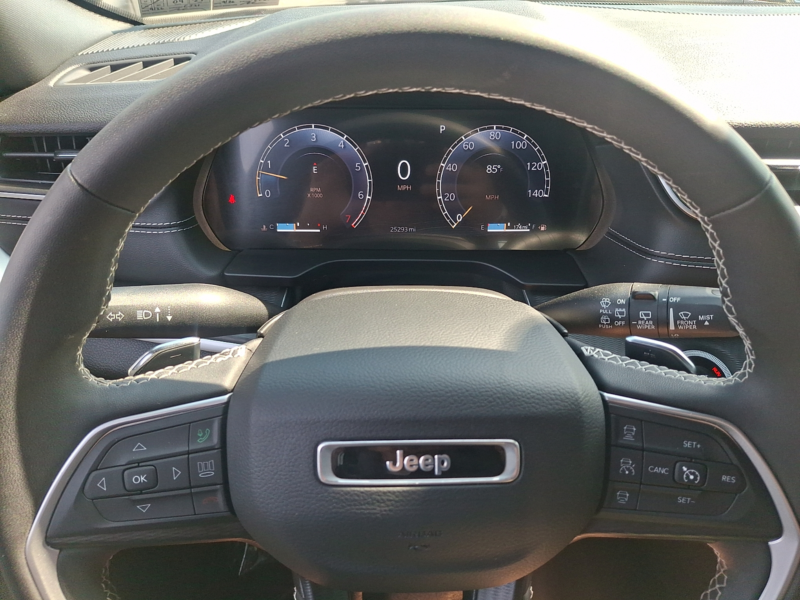 Used 2024 Jeep Grand Cherokee SUV
