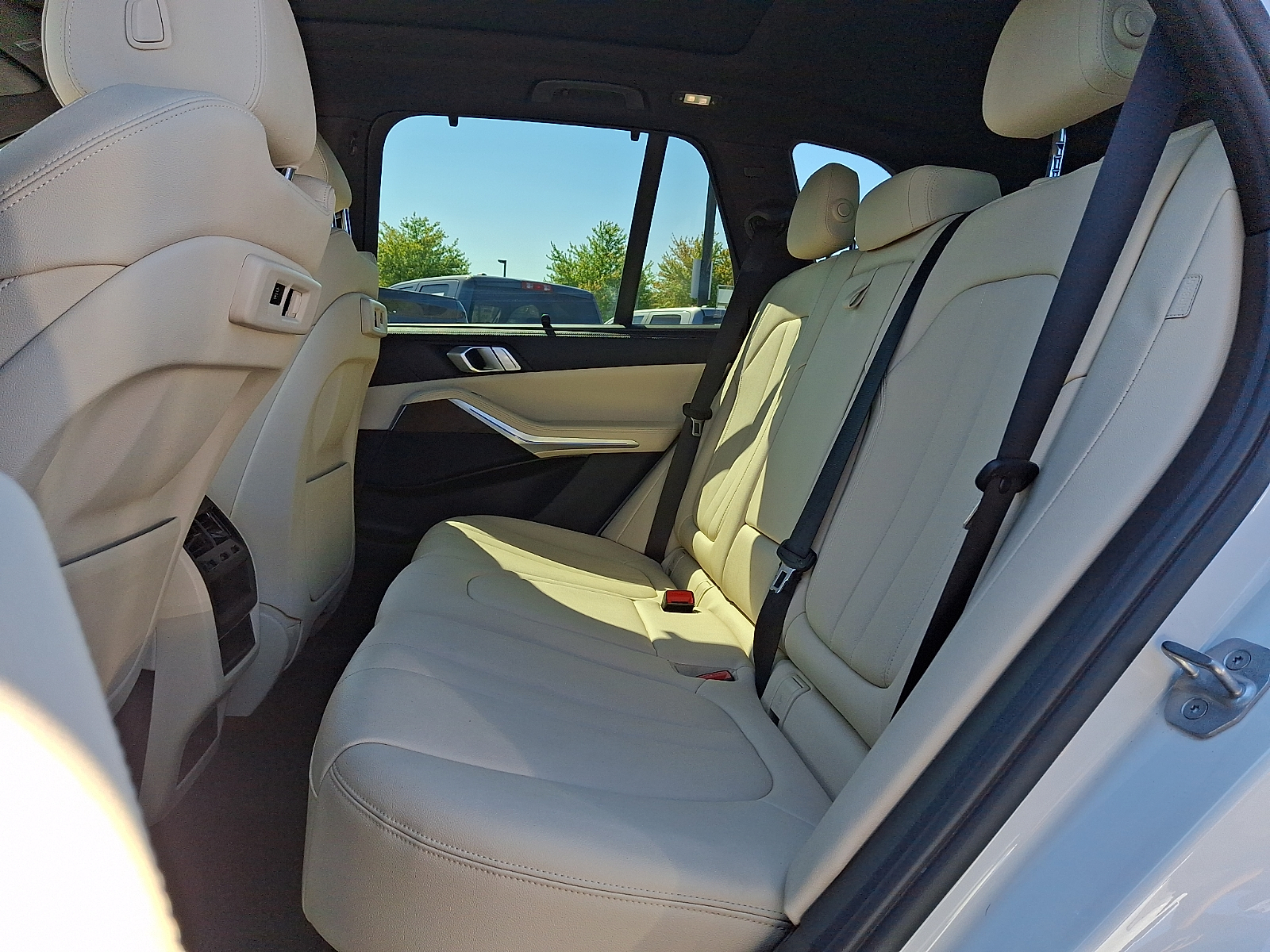 Used 2022 BMW X5 SUV - photo 10 of 31