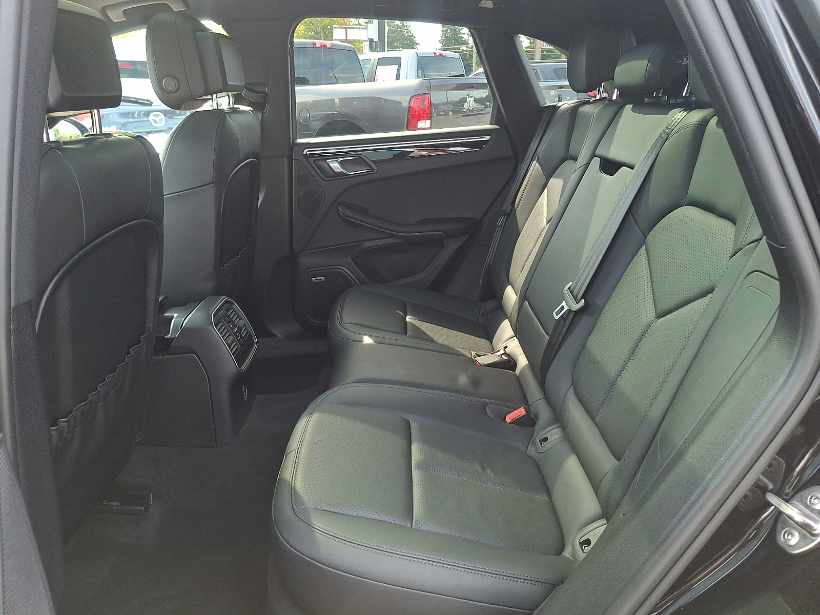 Used 2021 Porsche Macan SUV