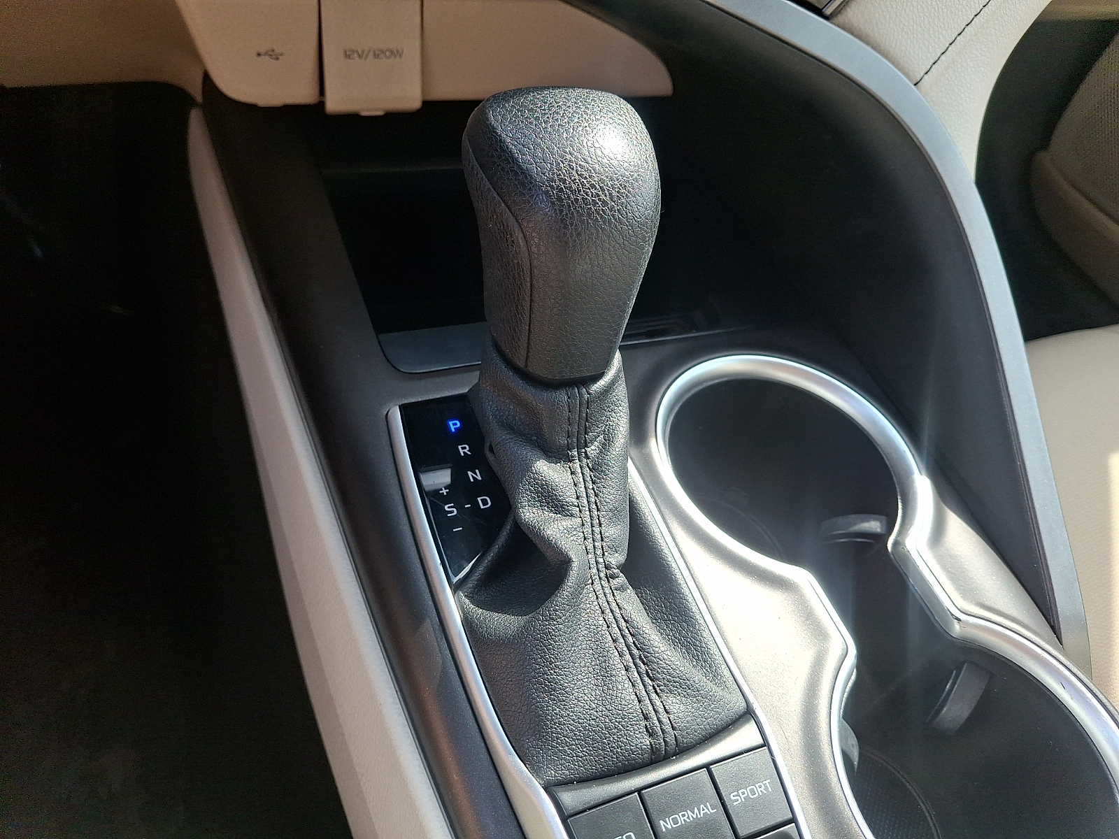 Used 2021 Toyota Camry Sedan - photo 14 of 30
