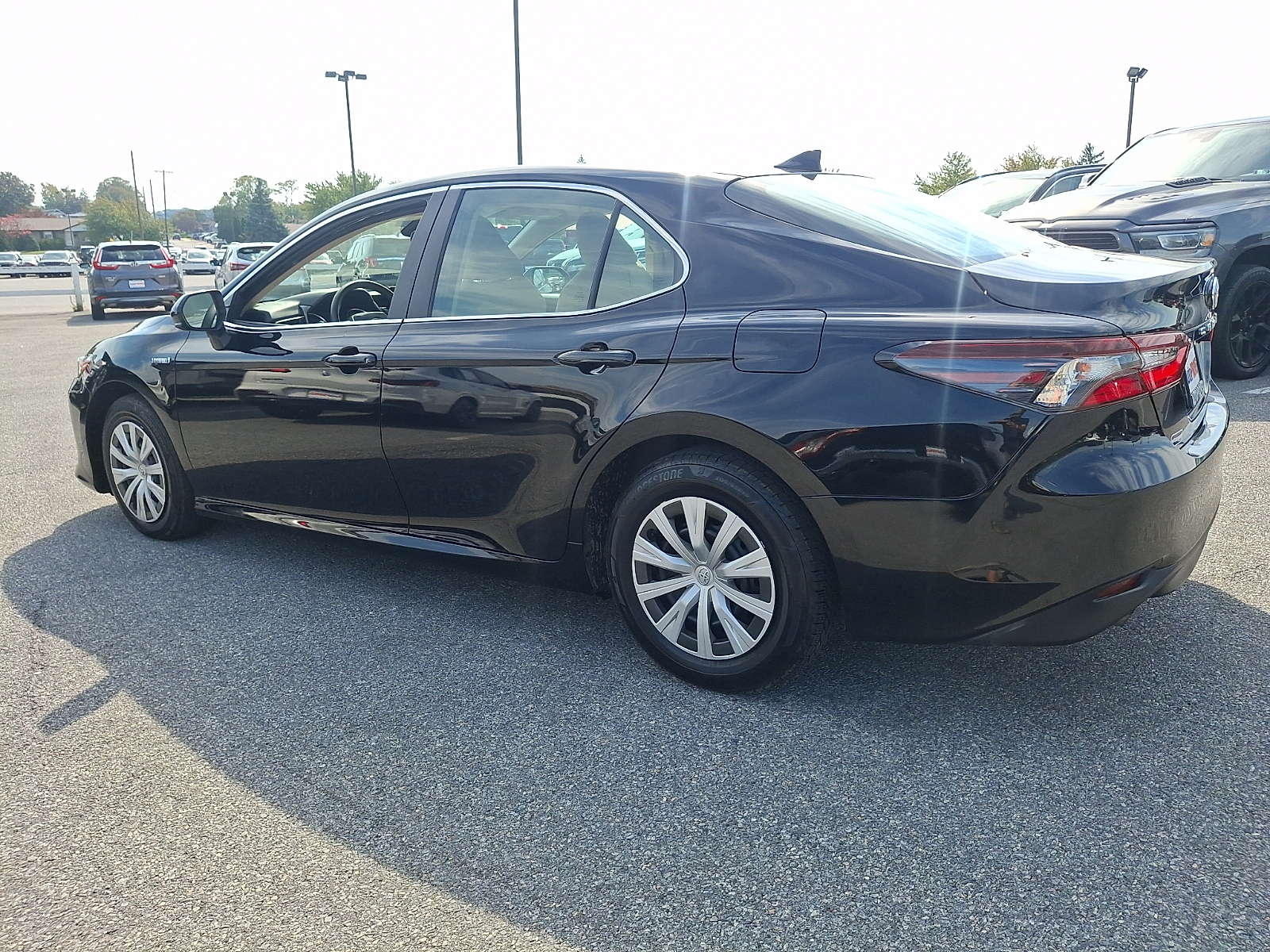 Used 2021 Toyota Camry Sedan - photo 4 of 30