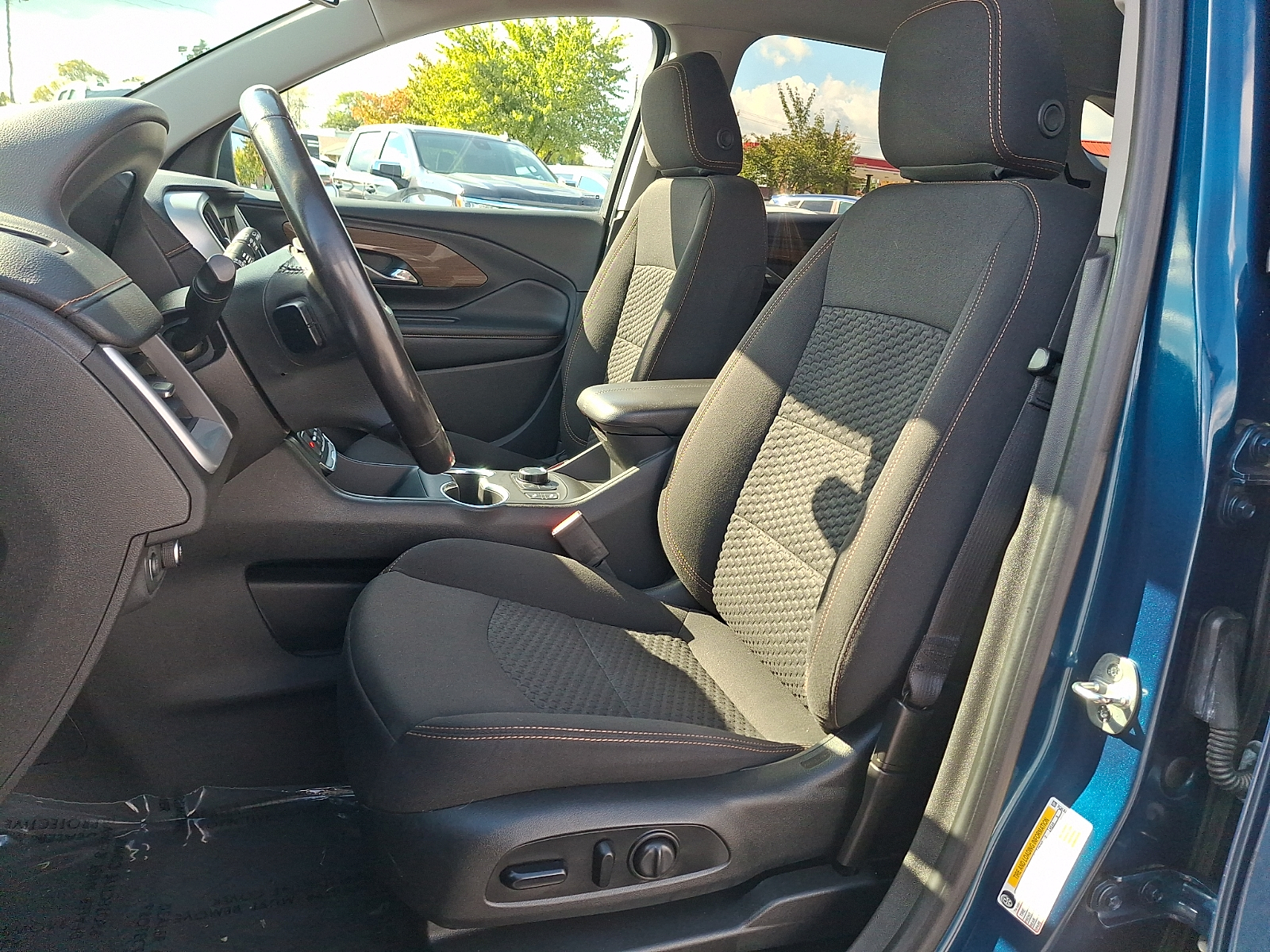 Used 2020 GMC Terreno SUV - photo 13 of 30