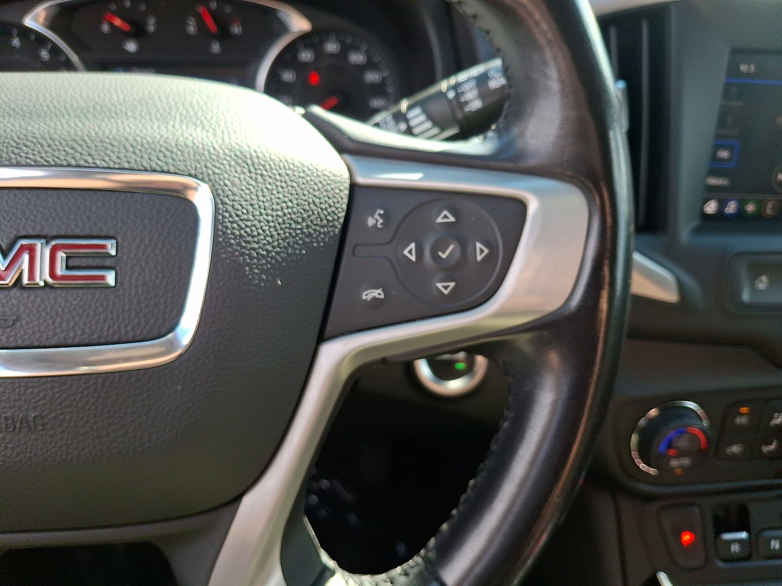 Used 2020 GMC Terreno SUV - photo 21 of 30