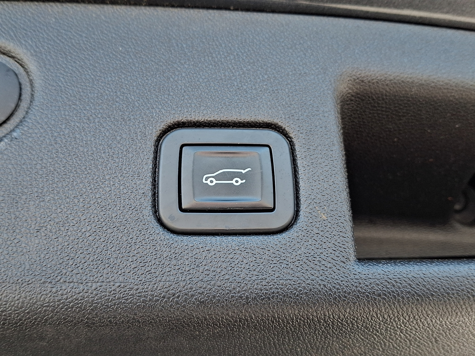 Used 2019 Chevrolet Equinox SUV - photo 27 of 30