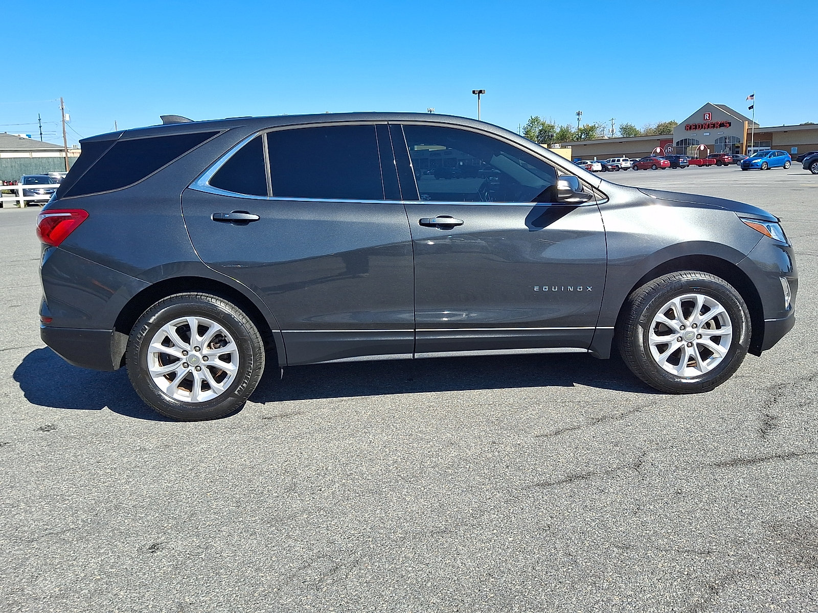 Used 2019 Chevrolet Equinox SUV - photo 7 of 30