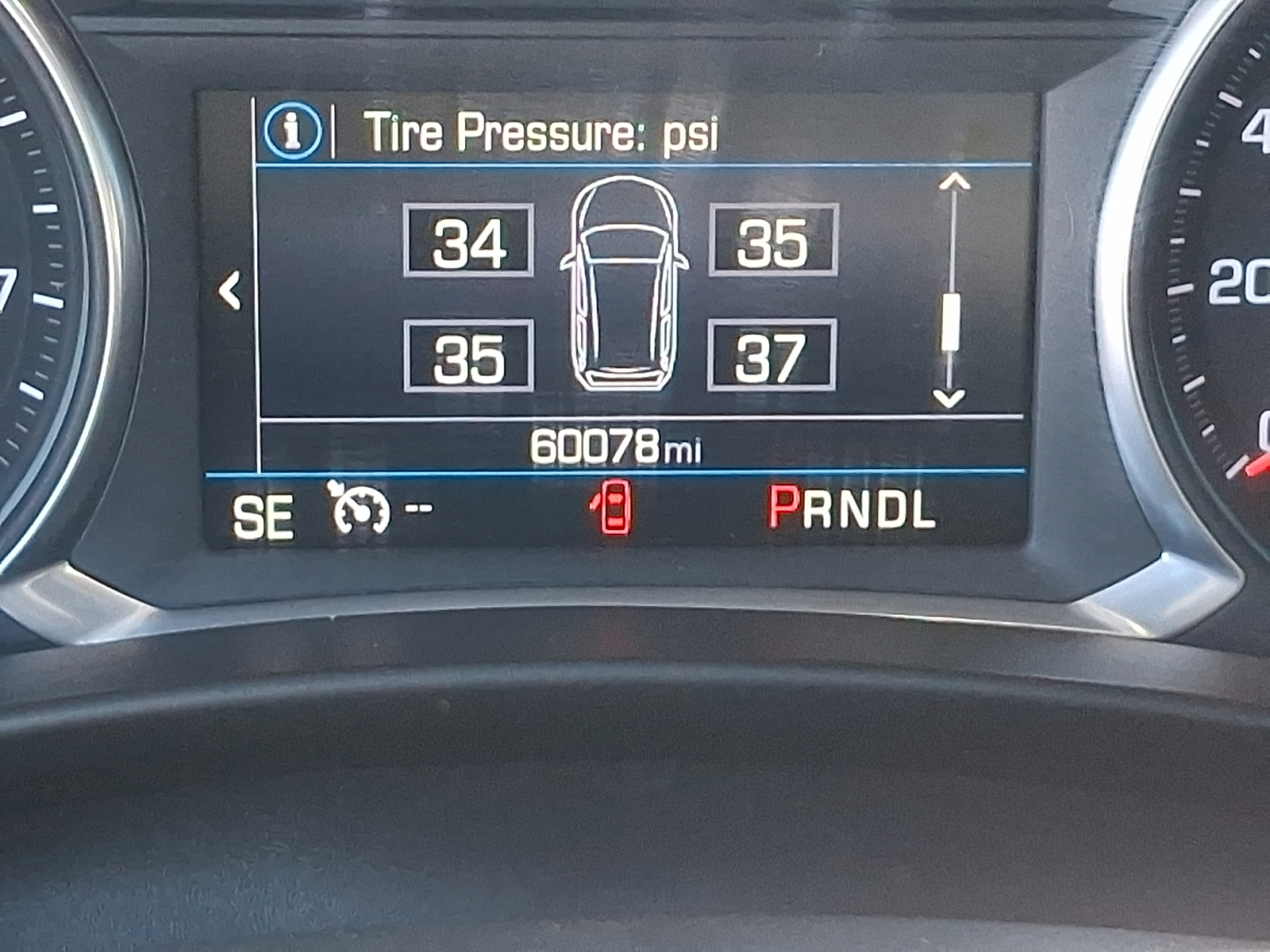 Used 2019 Chevrolet Equinox SUV - photo 19 of 30