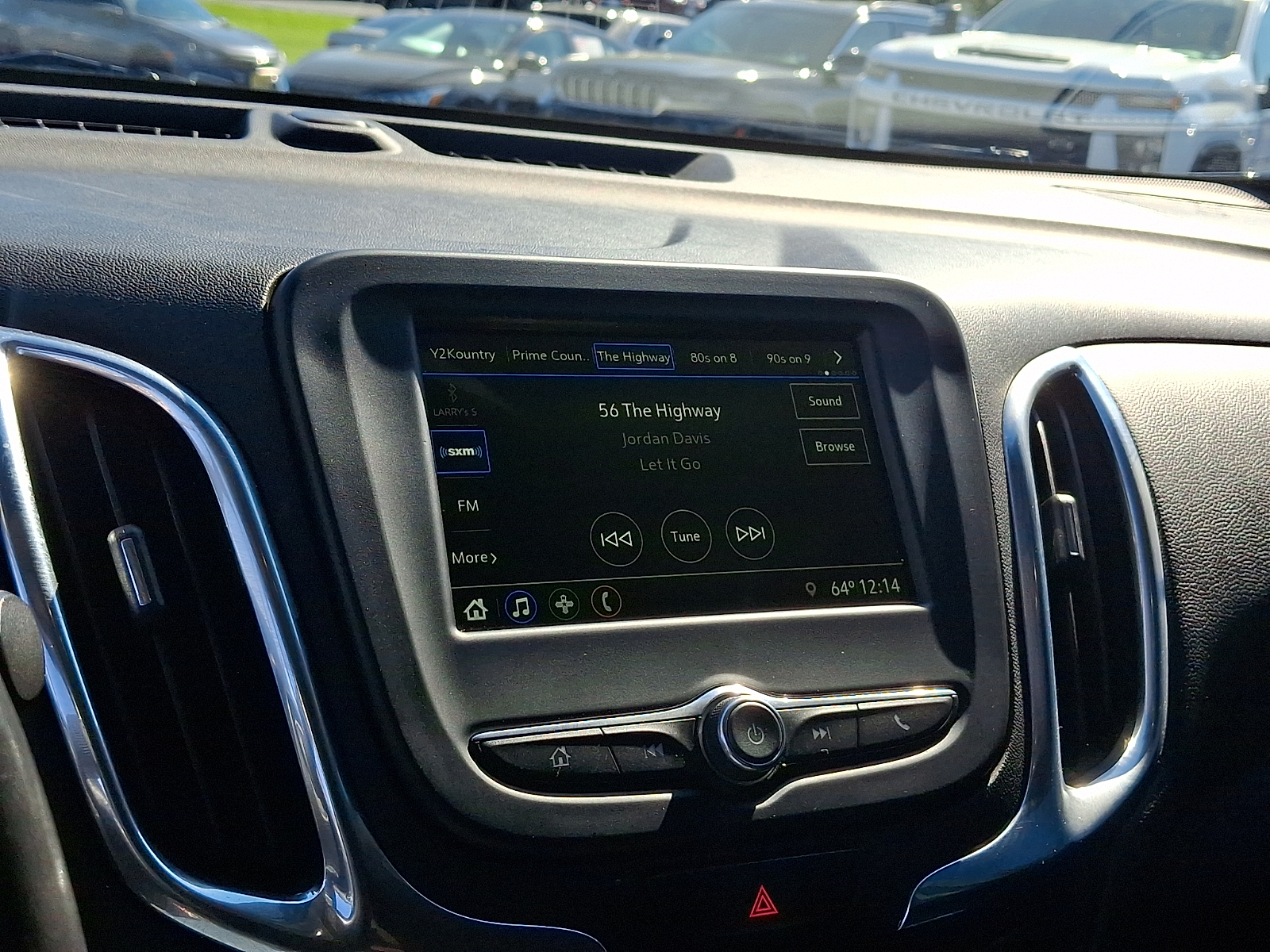 Used 2019 Chevrolet Equinox SUV - photo 15 of 30