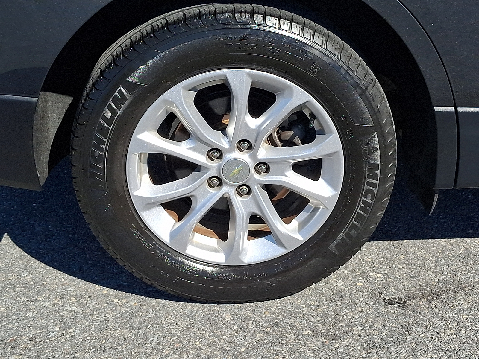 Used 2019 Chevrolet Equinox SUV - photo 9 of 30