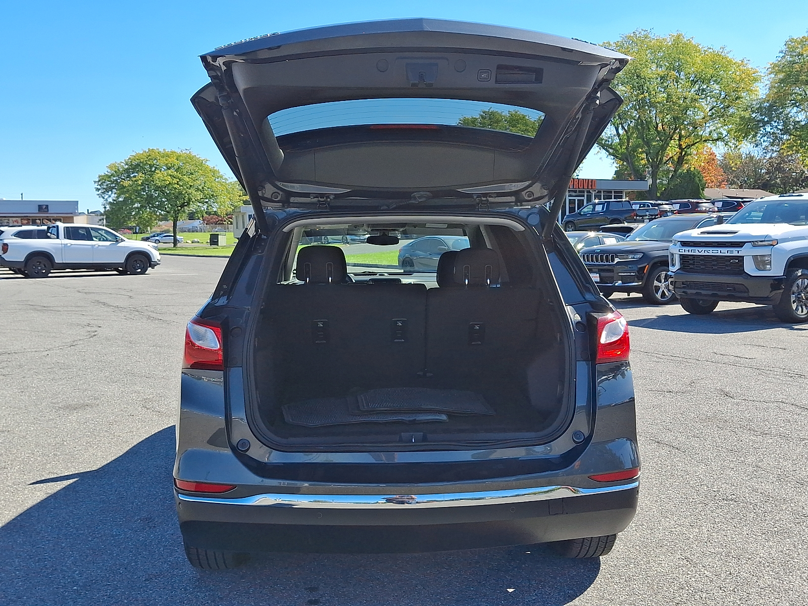 Used 2019 Chevrolet Equinox SUV - photo 26 of 30