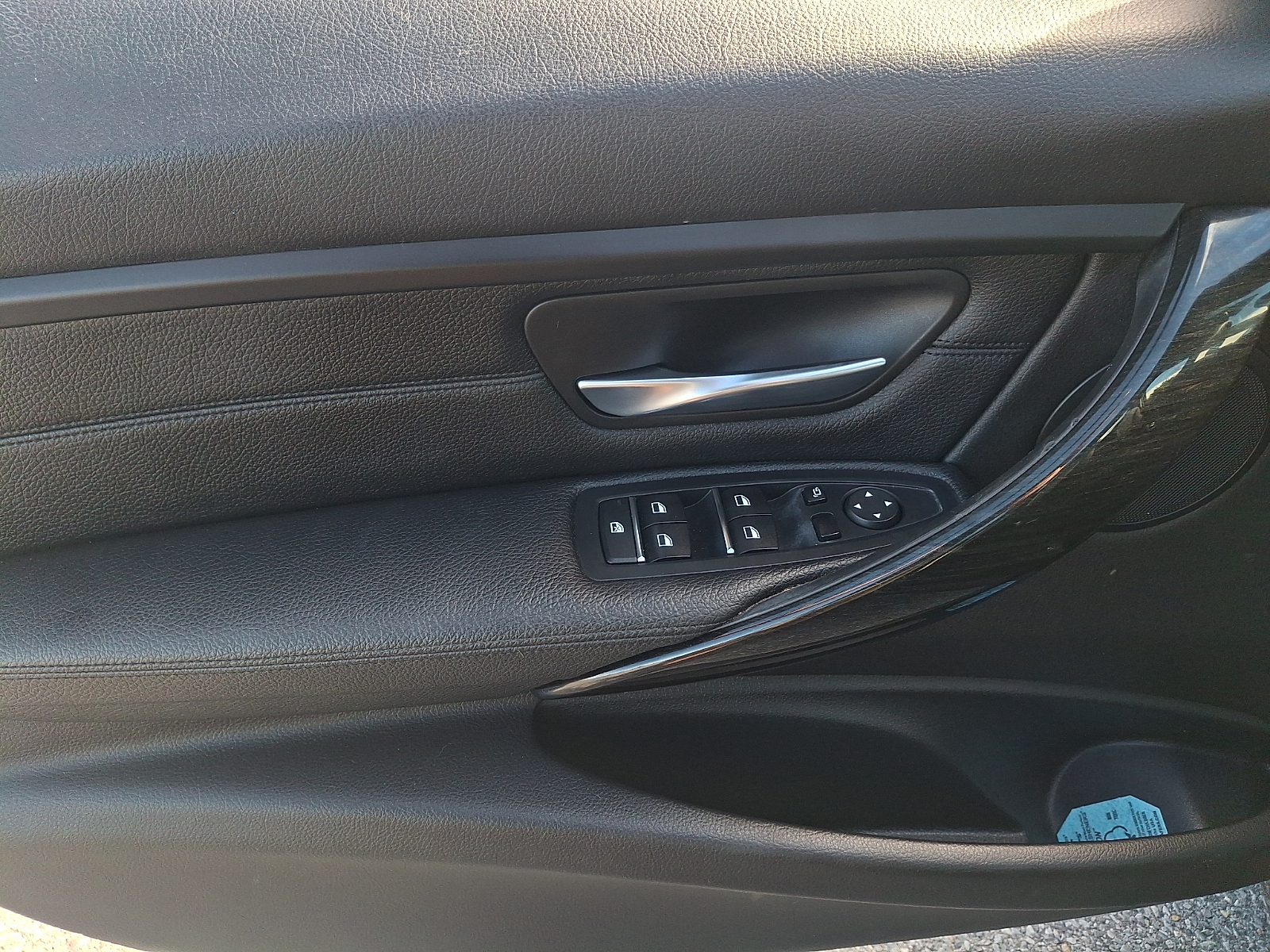 Used 2018 BMW 320i Sedan