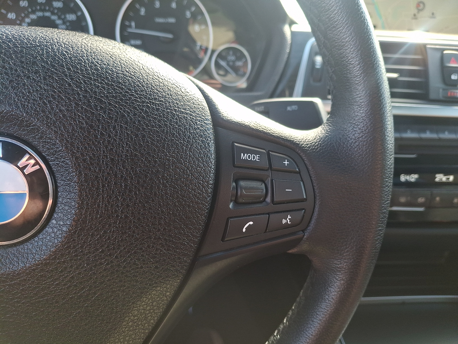 Used 2018 BMW 320i Sedan