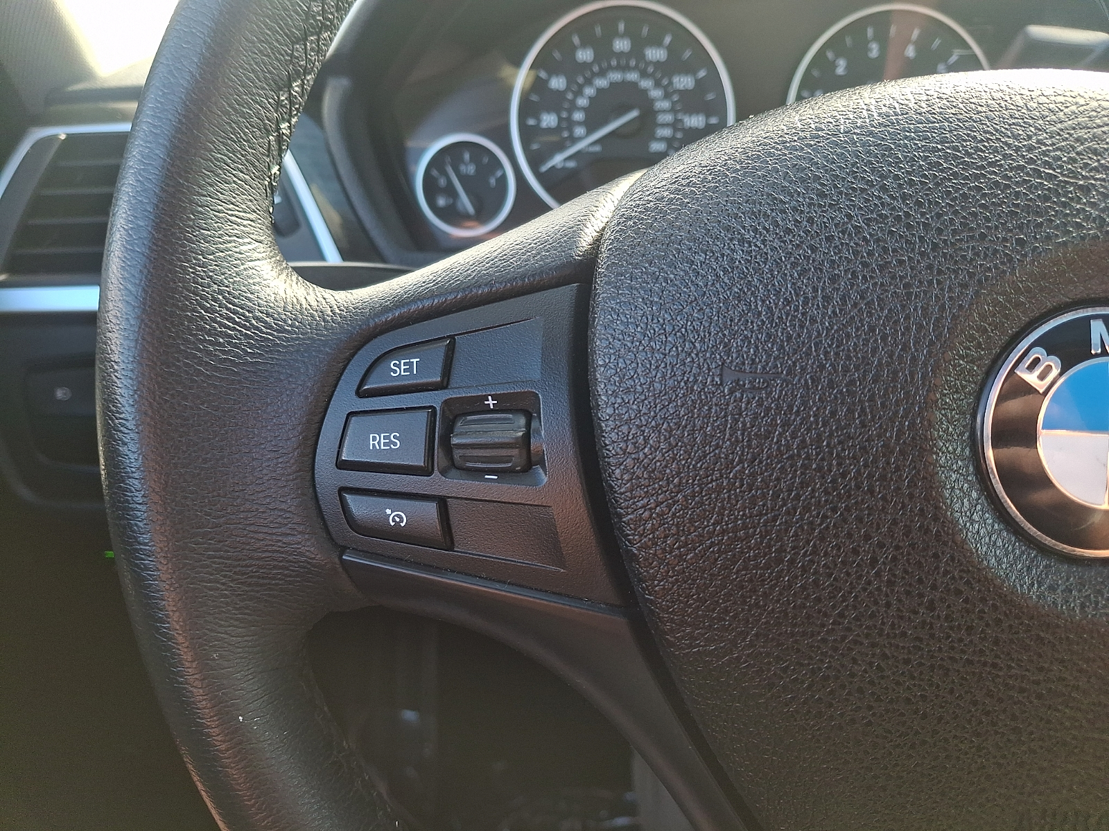 Used 2018 BMW 320i Sedan