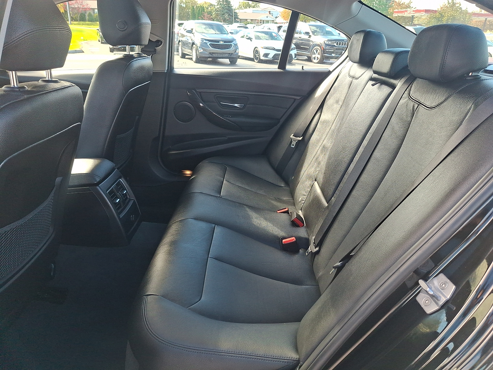 Used 2018 BMW 320i Sedan