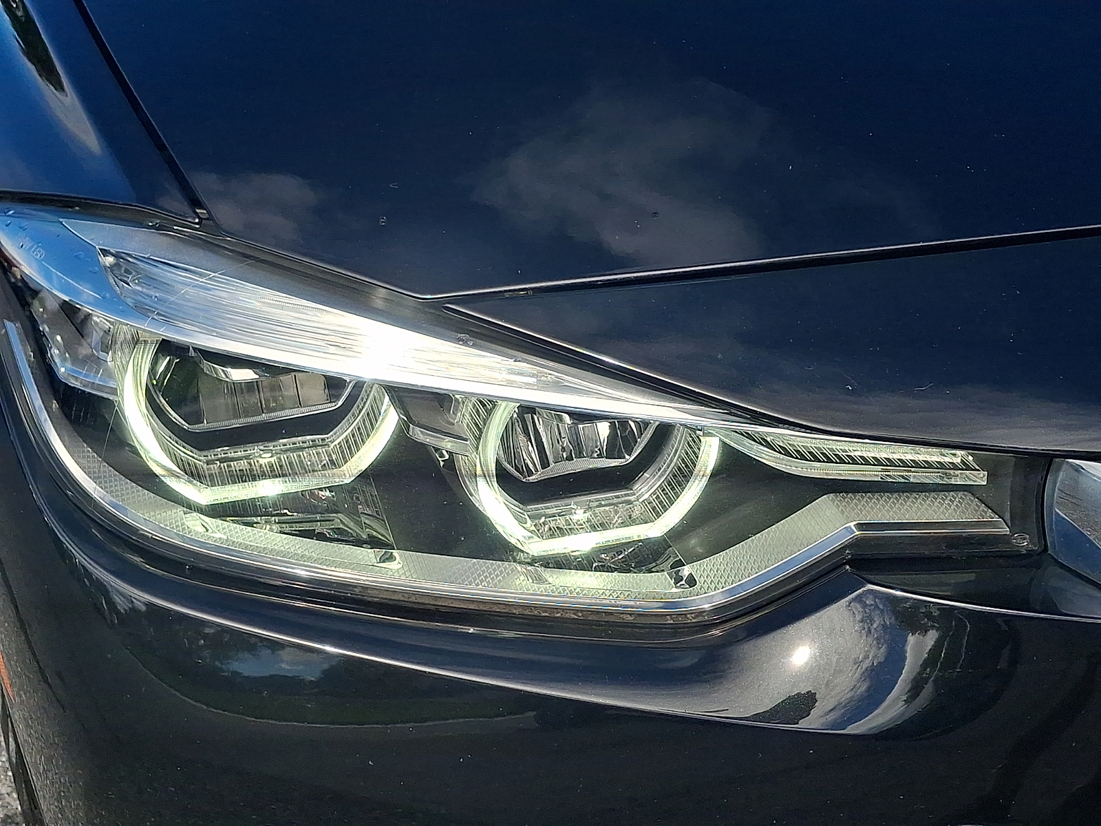 Used 2018 BMW 320i Sedan