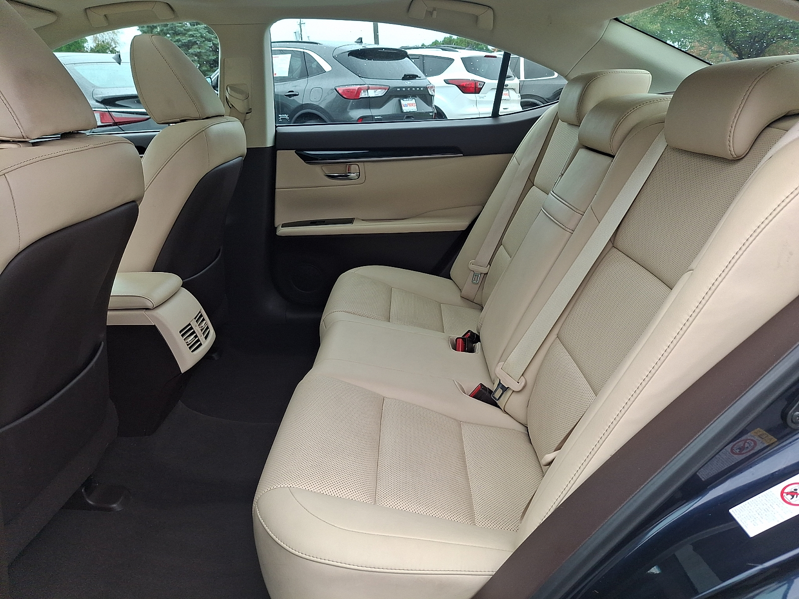Used 2017 Lexus ES 350 Sedan - photo 10 of 30